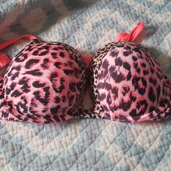 Pink Leopard Print Metal Chain Bra Set with Gloves and Leg Rings